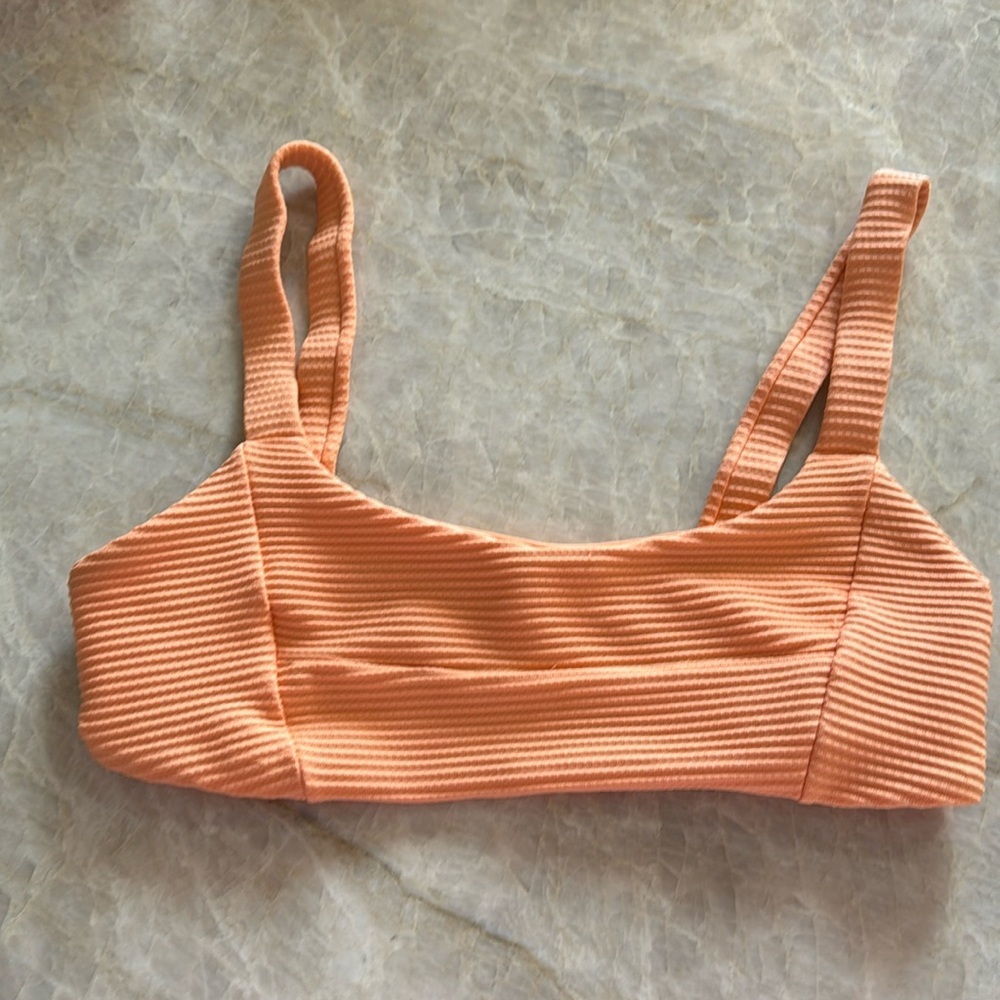 NWOT LSpace x Revolve Jess in‎ Tangerine Bikini Top - Picture 4 of 8
